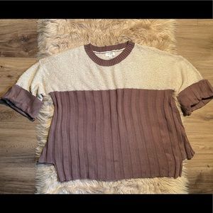 Umgee 2-Tone Short Sleeve Popcorn Ribbed Cable Scoop Neck Sweater